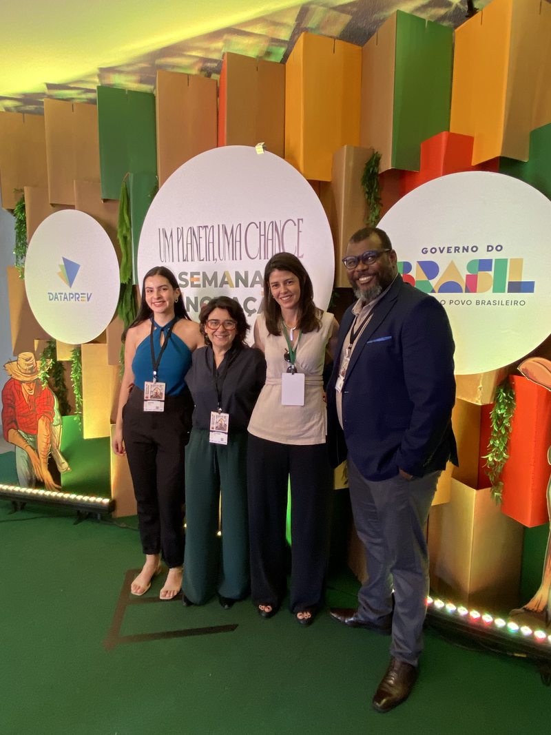 Isabella Miranda, Fernanda Nobre, Mariana Almeida e Delton Aparecido Felipe durante evento do Prêmio Orçamento Público.